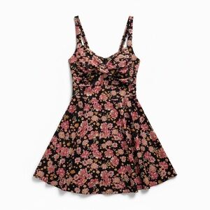 NWT BloomChic Women’s Plus Floral Twist Front Swim Dress with Pockets 3X 22-24
